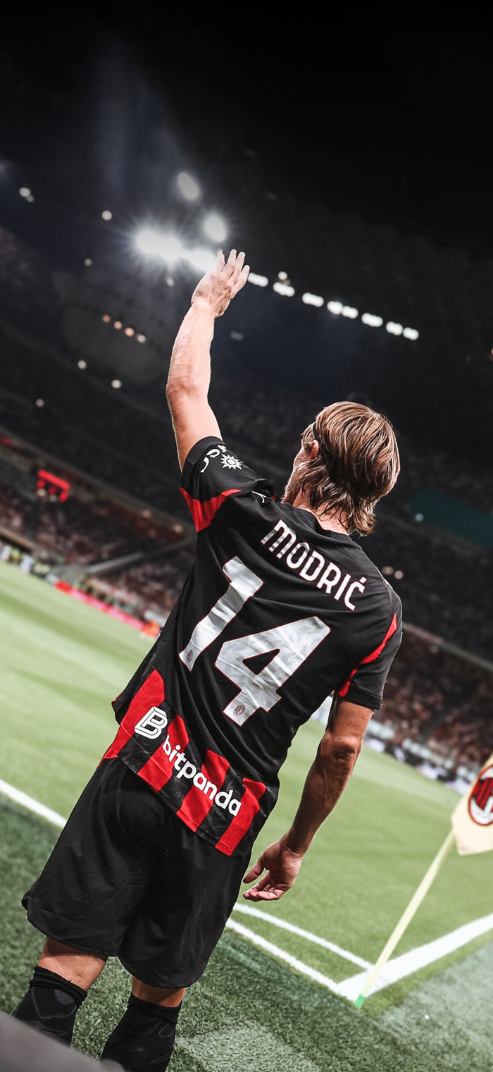 皇冠体育代理平台-莫德里奇14号球衣壁纸分享|卢卡·莫德里奇|ac米兰|手机壁纸_新浪体育_新浪新闻