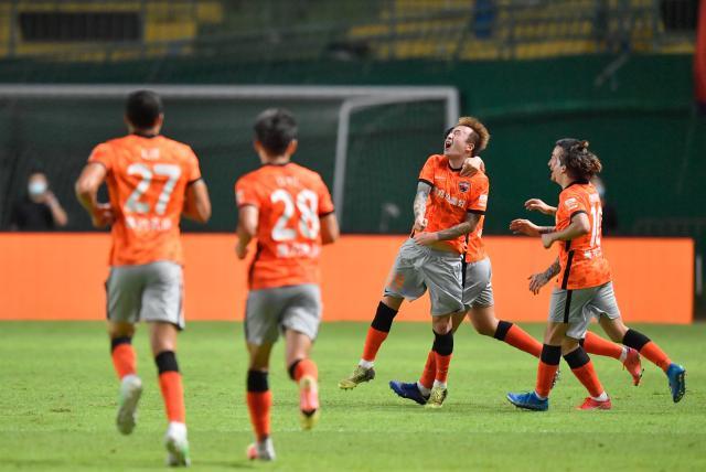 皇冠体育官网-深足创17年最佳战绩 从降级队到争冠组仅用3年